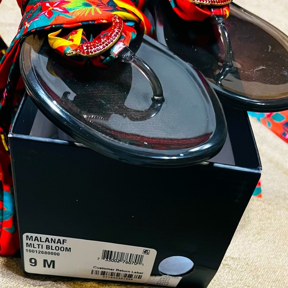 I.N.C. International Concepts MALANAF MULTI BLOOM SCRAF TIE UP SANDALS - Picture 6 of 9